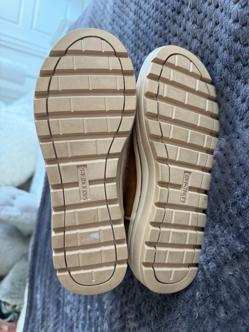 Skechers detailing height